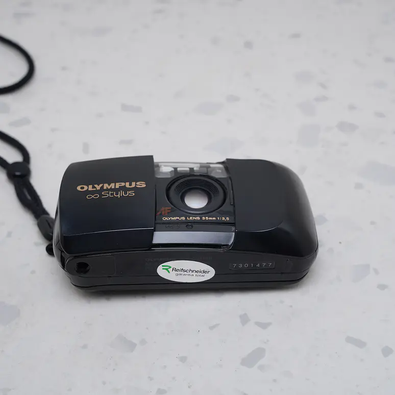 Olympus mju: (Infinity Stylus) - USADO 6