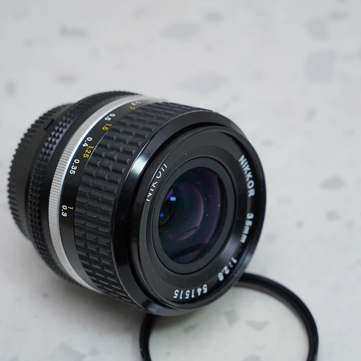 Nikon NIKKOR 35mm f/2 AI - USADO 3