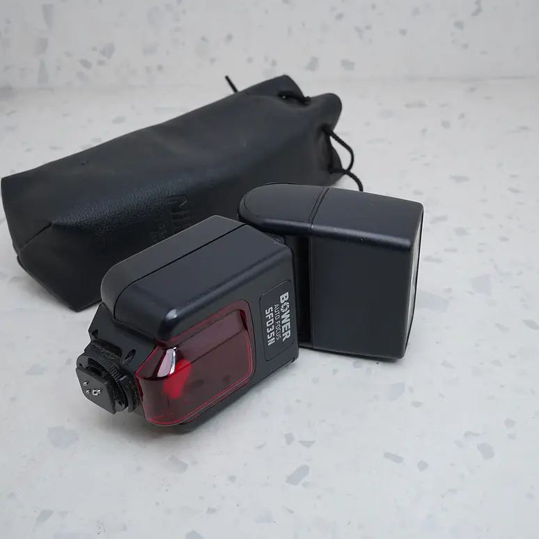 Flash digital Bower SFD35 para Nikon - USADO 2