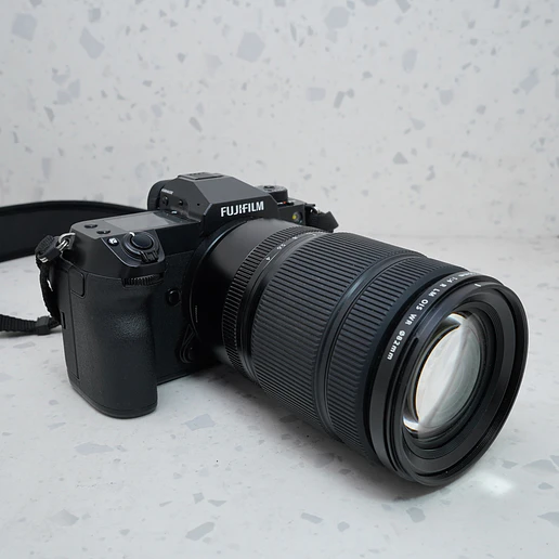Fujifilm GFX 100S + Fujinon GF 45-100mm F4 R LM OIS WR - USADO 4