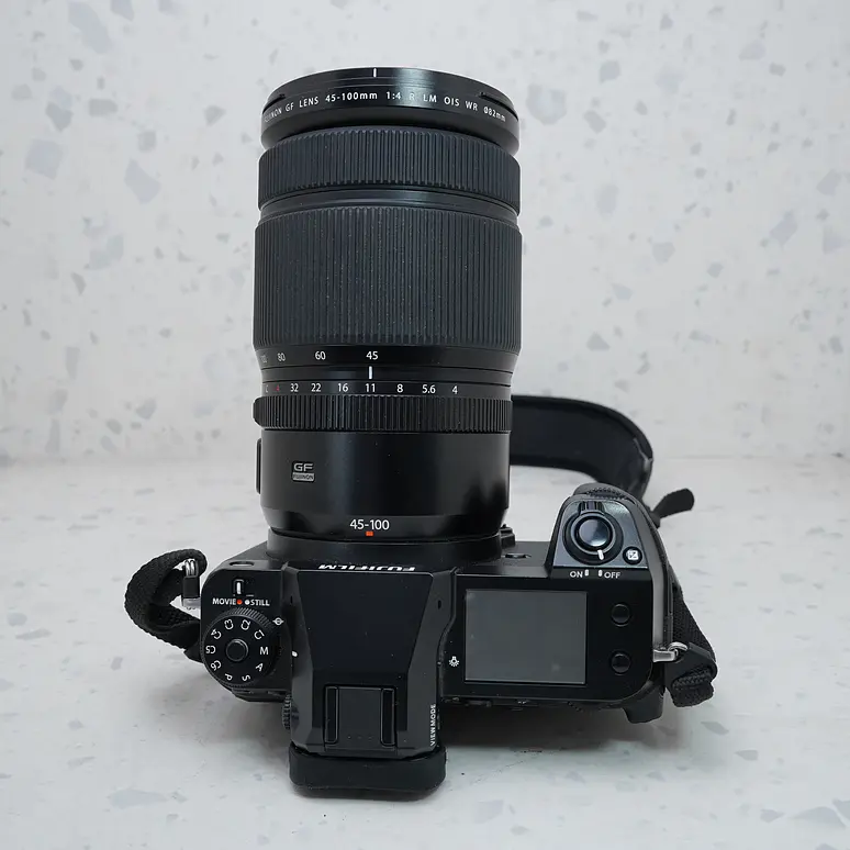 Fujifilm GFX 100S + Fujinon GF 45-100mm F4 R LM OIS WR - USADO 5