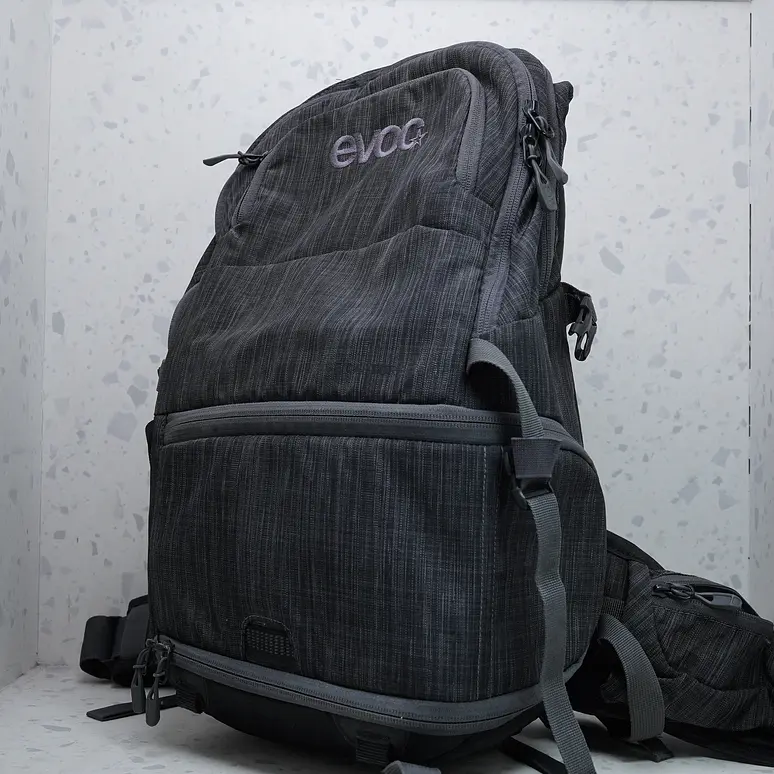 EVOC Stage Capture 16L - USADO 1