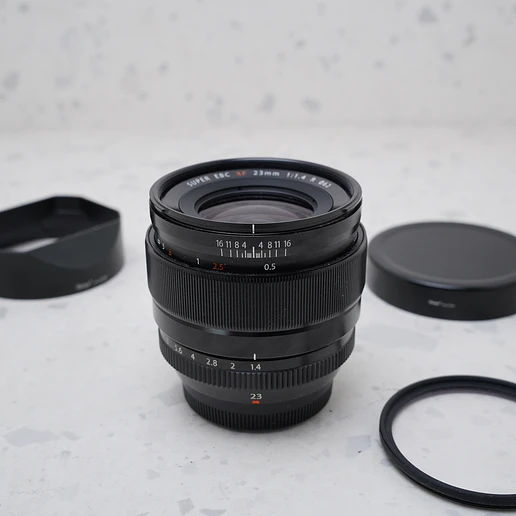 FUJIFILM XF 23mm f/1.4 R - USADO 2