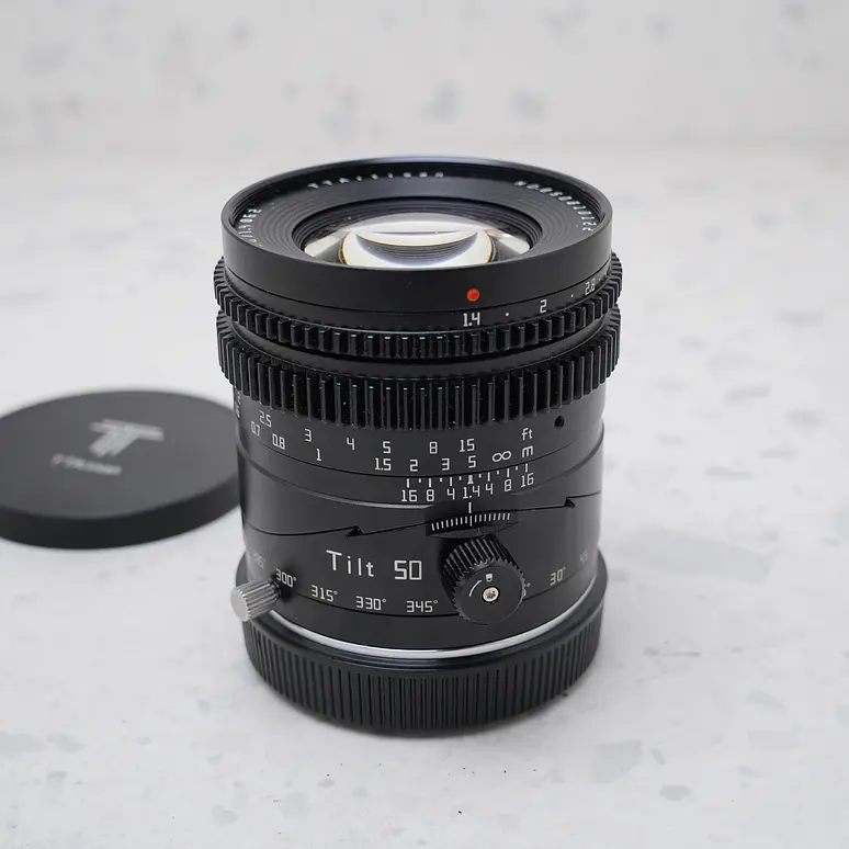 TTArtisan Tilt 50mm f/1.4 (Canon RF) - USADO 2