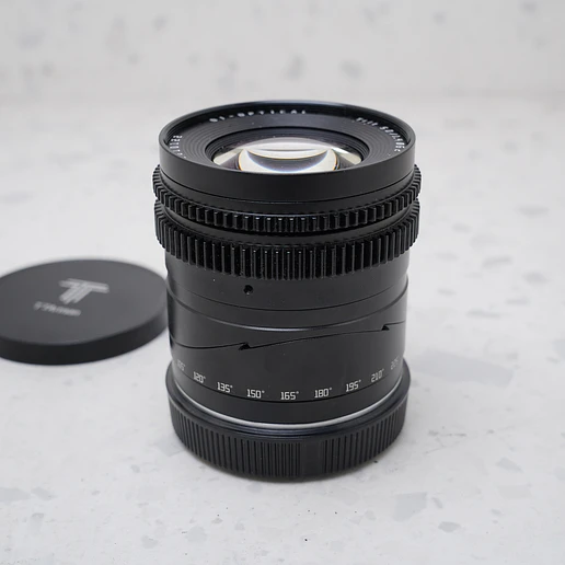 TTArtisan Tilt 50mm f/1.4 (Canon RF) - USADO 3