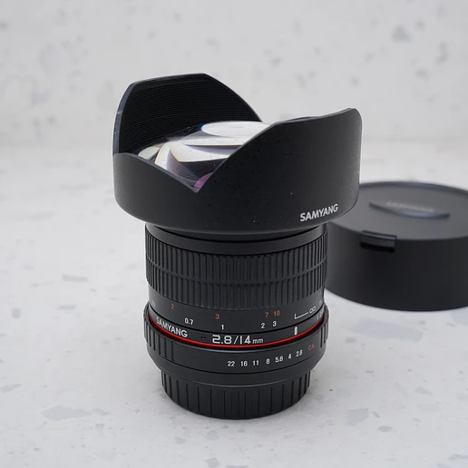 Samyang 14mm f/2.8 ED AS IF UMC para Canon EF - USADO 2