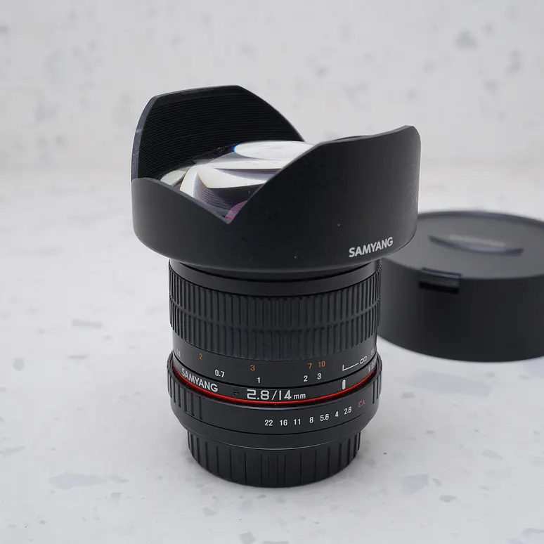 Samyang 14mm f/2.8 ED AS IF UMC para Canon EF - USADO 2