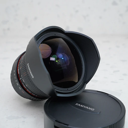 Samyang 8mm f/3.5 HD para Canon EF - USADO 5