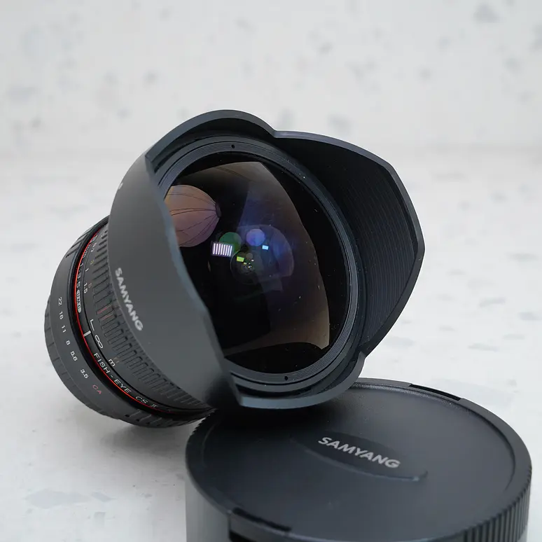 Samyang 8mm f/3.5 HD para Canon EF - USADO 5