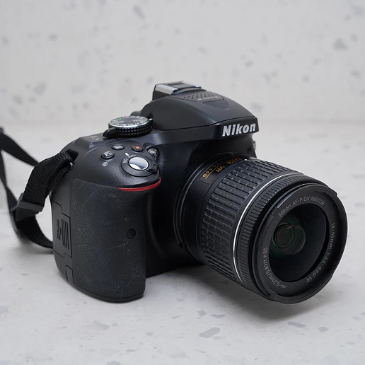 Nikon D5300 + 18-55mm - USADO 5