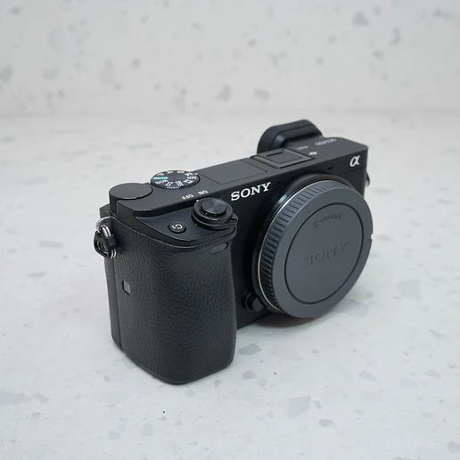 Sony A6400 - USADO 5