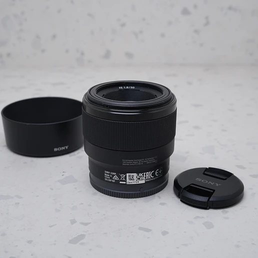 Sony FE 50mm f/1.8 - USADO 3