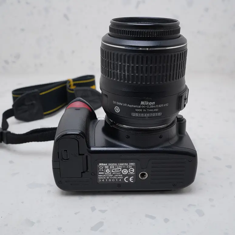 Nikon D60 + 18-55mm - USADO 7