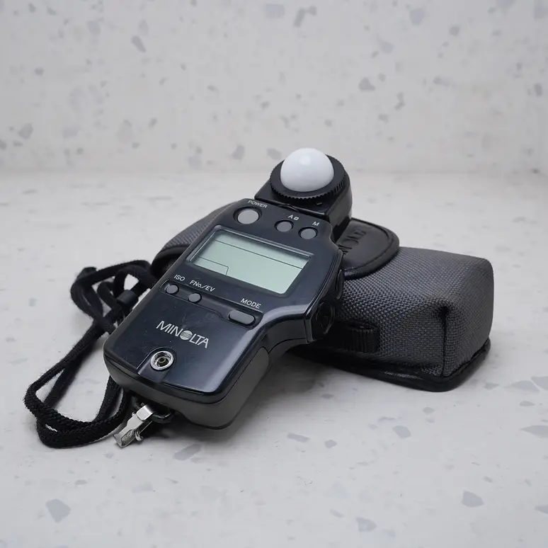 Minolta Auto Meter IV F - USADO 1