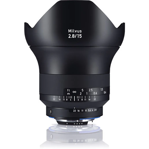 ZEISS Milvus 15mm f/2.8 ZF.2 para Nikon F - USADO 1