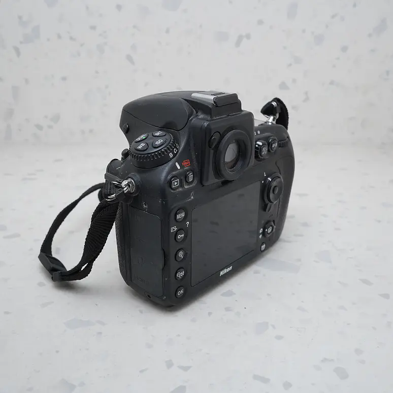 Nikon D800 (Body) - USADO 4
