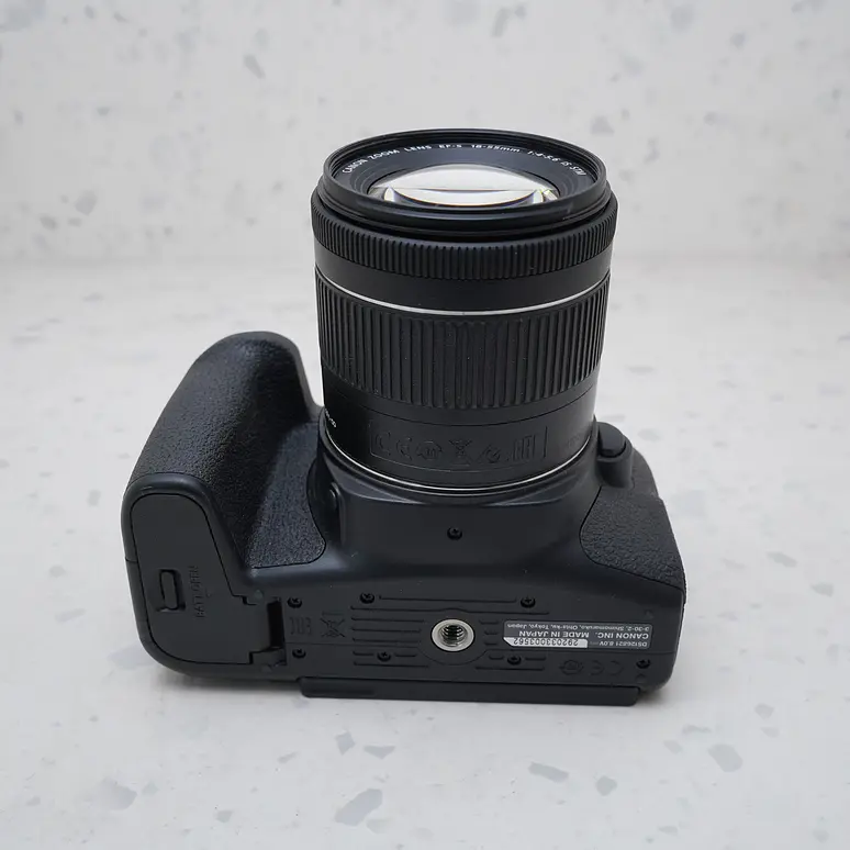Canon T8i + 18-55mm - USADO 7