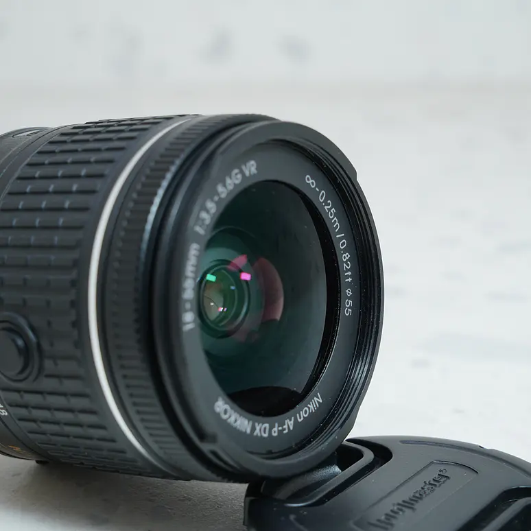 Nikon AF-P DX NIKKOR 18-55mm f/3.5-5.6 G VR - USADO- COPIA 4