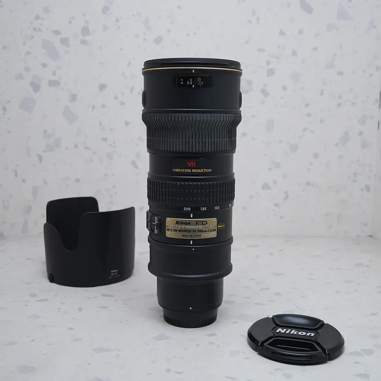 Nikon AF-S VR Zoom-NIKKOR 70-200mm f/2.8G IF-ED - USADO 2
