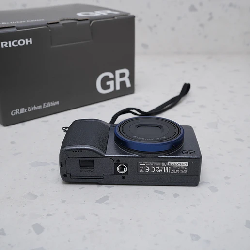 Ricoh GR IIIx - USADO 7
