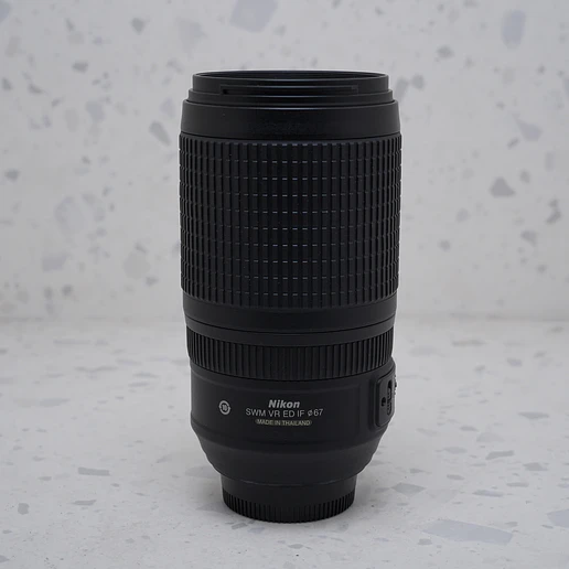 Nikon D700 + 24-120mm f/3.5-5.6G + 70-300mm f/4-5.6G + Accesorios – USADO  2