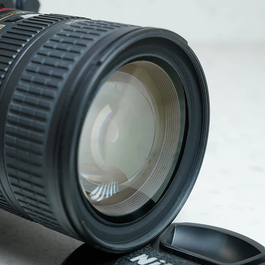 Nikon D700 + 24-120mm f/3.5-5.6G + 70-300mm f/4-5.6G + Accesorios – USADO  4