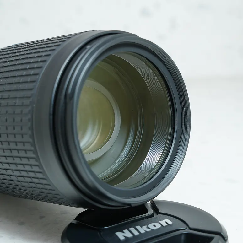 Nikon D700 + 24-120mm f/3.5-5.6G + 70-300mm f/4-5.6G + Accesorios – USADO  9