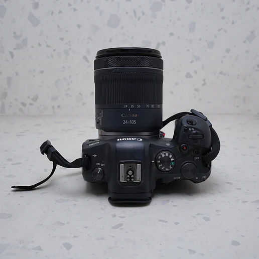 Canon EOS R6 + 24-105mm f/4-7.1 - USADO 7