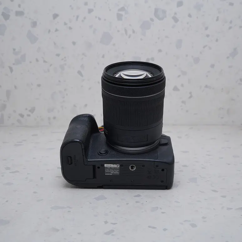 Canon EOS R6 + 24-105mm f/4-7.1 - USADO 6
