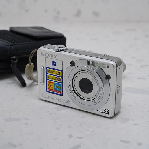 Sony Cyber-shot DSC-W55 (CON DETALLE) - USADO 2