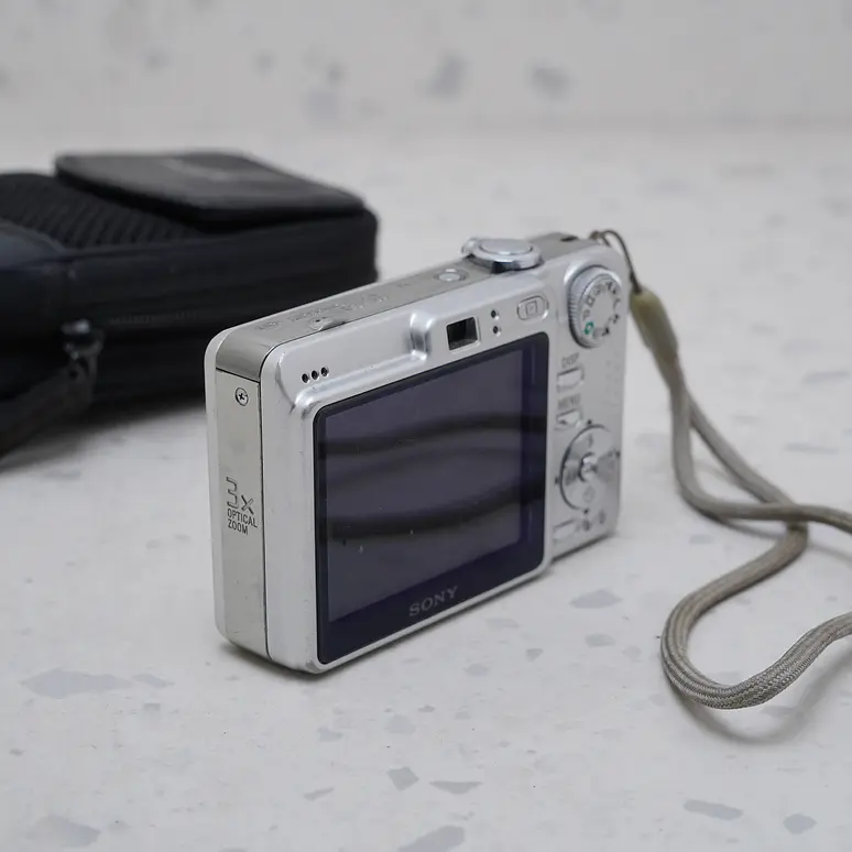 Sony Cyber-shot DSC-W55 (CON DETALLE) - USADO 3
