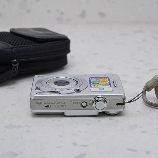Sony Cyber-shot DSC-W55 (CON DETALLE) - USADO 7
