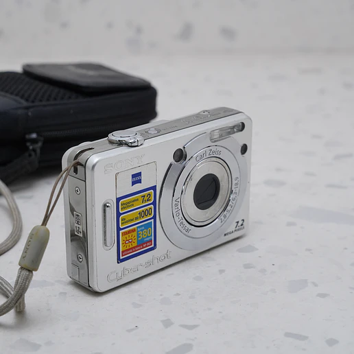Sony Cyber-shot DSC-W55 (CON DETALLE) - USADO 5