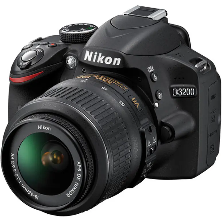 Nikon D3200 + 18-55mm - USADO 1