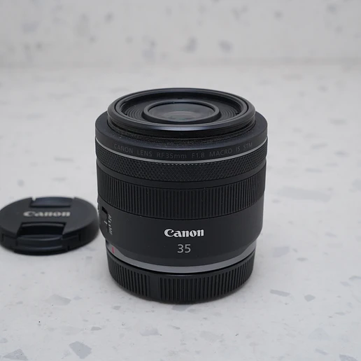Canon RF 35mm f1.8 Macro IS STM - USADO 2