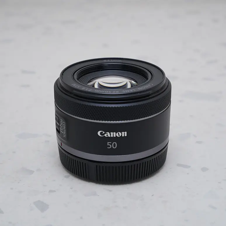 Canon RF 50mm f/1.8 STM - USADO 2