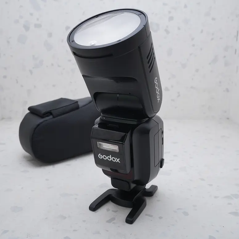 Flash Godox V100 para Canon - USADO 2