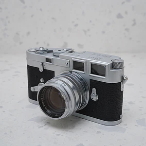 Leica M3 + Canon 50mm f/1.8 LTM - USADO