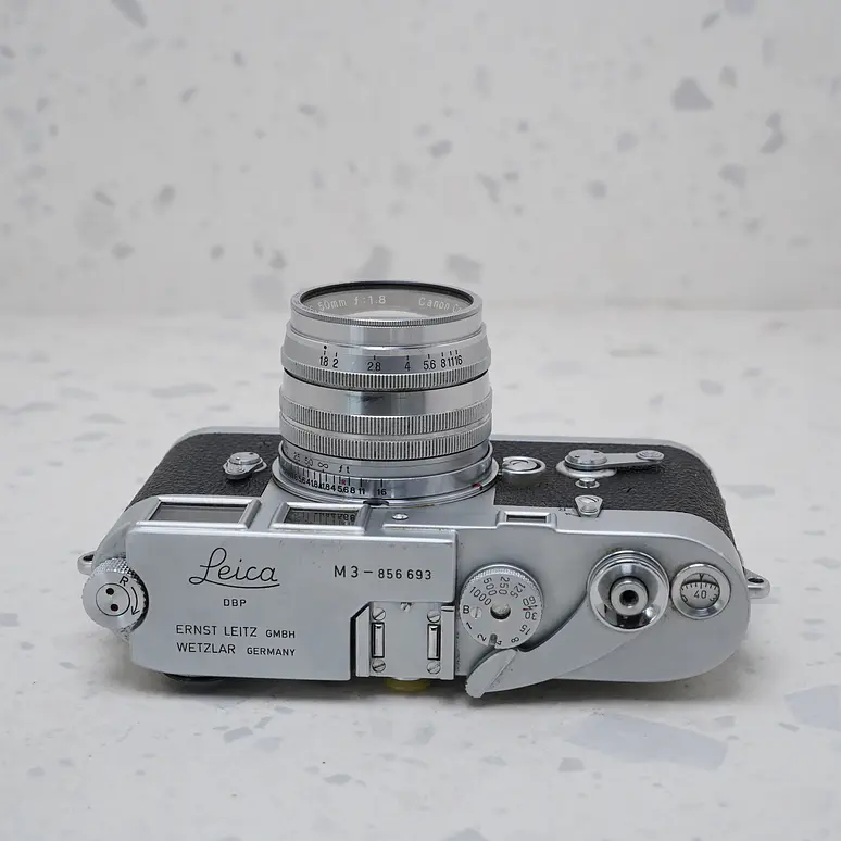 Leica M3 + Canon 50mm f/1.8 LTM - USADO 5