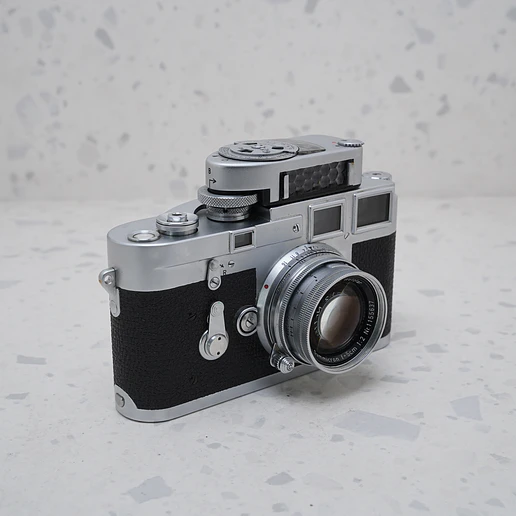 Leica M3 + Summicron 50mm F/2 - USADO 3