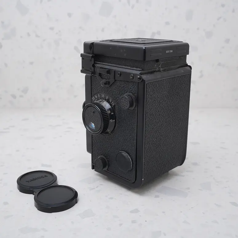 Yashica Mat-124G - USADO 3