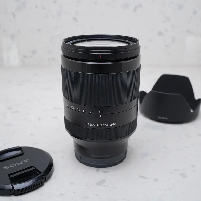 Sony FE 24-240mm f/3.5-6.3 OSS - Usado- COPIA 2