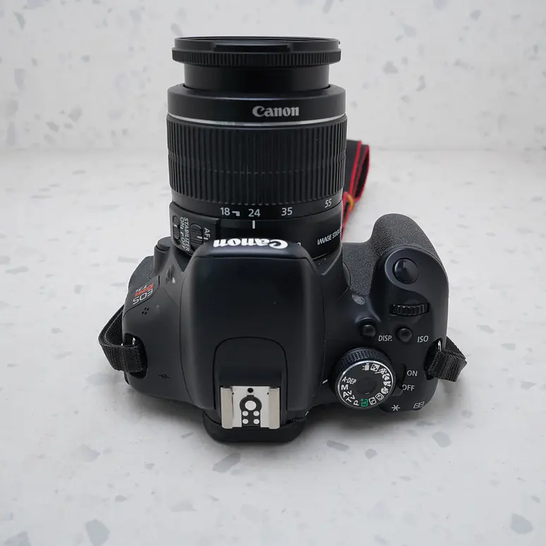 Canon t3i + 18-55mm - USADO 6