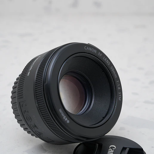 Canon 50mm f/1.8 STM - USADO 4