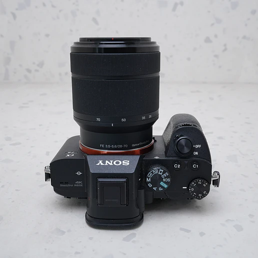 Sony a7III + 28-70 KIT - USADO 6