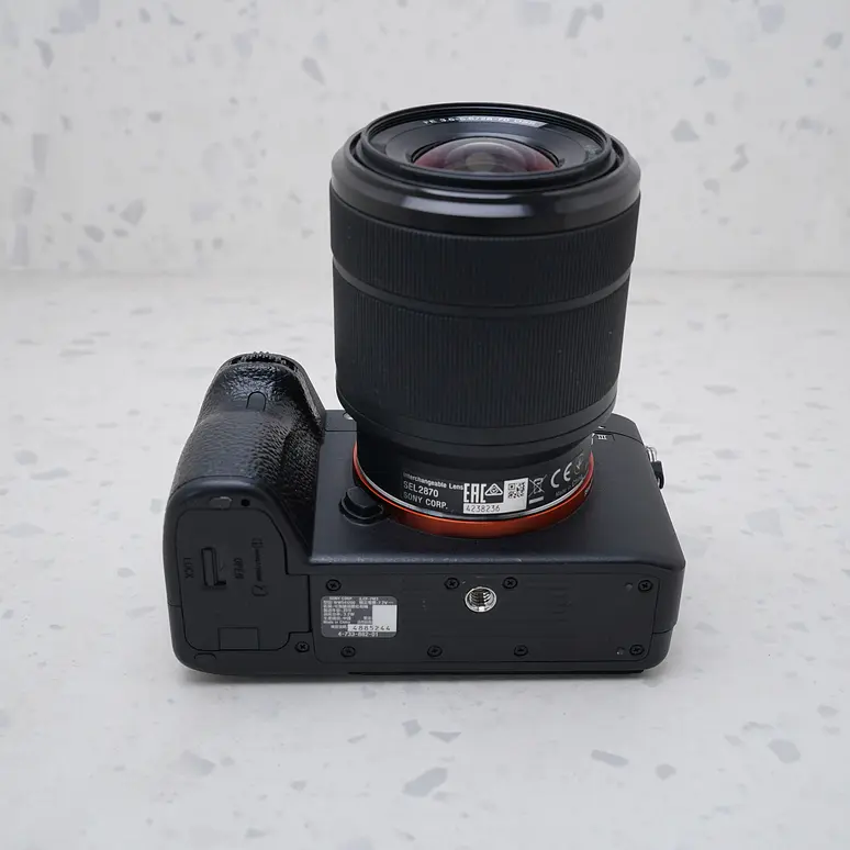 Sony a7III + 28-70 KIT - USADO 7