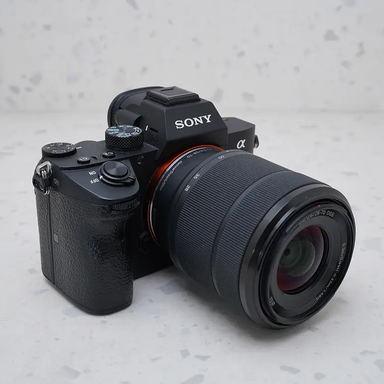 Sony a7III + 28-70 KIT - USADO 4