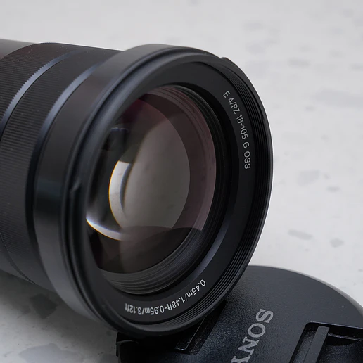 Sony E PZ 18-105mm f/4 G OSS - USADO 4