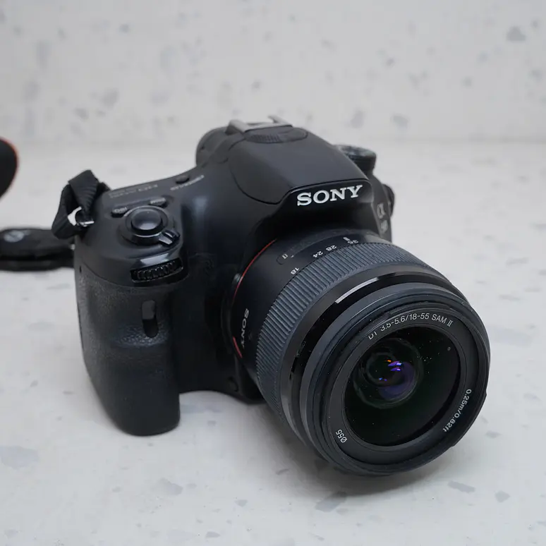 Sony Alpha SLT-A58 + 18-55mm - USADO 5