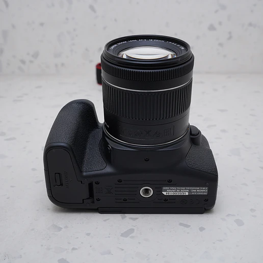 Canon T8i + 18-55mm - USADO 6